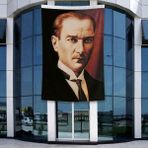 Punto Dizayn Sivil Gazi Mustafa Kemal Atatürk Portre Poster Bayrak Raşel Kumal 4x6 Metre Ata5