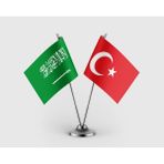 Punto Dizayn Suudi Arabistan Bayrağı ve Türk Bayrağ Ikili Saten Masa Bayrağı Takımı