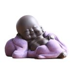 Qikuver Gülen Maitreya Buddha, seramik Buda heykeli, çay heykeli, küçük keşiş, dekorasyon, ev, ofis, araba, hediye, el sanatları ve sanat için (mor)