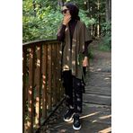 QLAY Kadın Oversize püsküllü Şerit Detaylı kontrast Panço (İnce Triko)