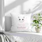 Qoeuyl Boutique Ben Bir Havucum Baskılı Eş Sevgili Arkadaş Hediyelik Elyaf Dolgulu Dekoratif Yastık - 39 x 39 cm - Turuncu
