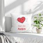 Qoeuyl Boutique Ben Bir Tavşanım Baskılı Eş Sevgili Arkadaş Hediyelik Elyaf Dolgulu Dekoratif Yastık - 39 x 39 cm - Beyaz - Bej