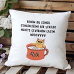 Qoeuyl Boutique Gönül Zenginliğimi Nakite Çevirmem Lazım Baskılı Hediyelik Elyaf Dolgulu Saten Dekoratif Yastık - 28 x 28 cm - Beyaz