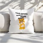 Qoeuyl Boutique Kendini Bırakma Baskılı Komik Hediyelik Elyaf Dolgulu Saten Dekoratif Yastık - 28 x 28 cm - Beyaz