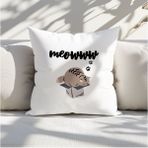 Qoeuyl Boutique Meoww Sevimli Kedi Baskılı Hediyelik Elyaf Dolgulu Saten Dekoratif Yastık - 28 x 28 cm - Beyaz