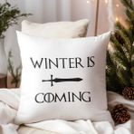 Qoeuyl Boutique Winter Is Coming Game Of Thrones Baskılı Elyaf Dolgulu Hediyelik Yastık - 39 x 39 cm - Beyaz