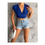 QUTTA Kadın Saks Sıfır Kol Derin V Yaka Önü Çift Kat Sandy Kumaş Örme Crop Bluz