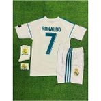 R.madridd Cristiano Ronaldo Kiev Şampiyonlar Ligi Finali Çocuk Forması 4'lü (Armalı) - 5 - 6 Yaş - Beyaz