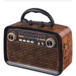 Radyo 1467 Nostalji Görünümlü El Fenerli Müzik Çalar ve Radyo - Ahşap