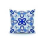 RealHomes Mavi Beyaz Seramik Damask Dekoratif Desenli Özel Baskılı Kırlent Kılıfı