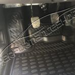 Renault Clio 4 Siyah 3D Havuzlu Paspas