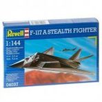 Revell F-117 Stealth Fighter (4037) 1:144 Maket