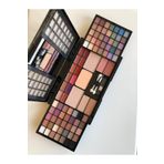 Roesıa Rose Cosmetics Makyaj Seti