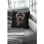 Rugviva Dekoratif Çift Taraf Arap Kızı Kırlent Yastık Kılıfı Tay Tüyü Döşemelik Premium Kumaş 43X43Cm Krl451