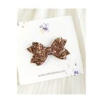 Sahici Anne Kahverengi Glittery Fiyonk Saçsız Bebek Tokası, 6cm