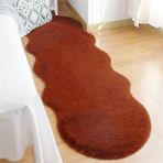 Sahte Tavşan Kürk Halı, Yumuşak Kalın Kabarık Halı Kaymaz Shaggy Halı, Yatak Odası Oturma Odası için Rahat Başucu Halısı, Kahverengi 60 x 240 cm - Rahat Ev Dekorasyonu için Lüks Peluş Halı, Savaş için