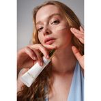 SaintFran Triple Shield Sun Serum SPF50+ PA++++ Leke ve Yaşlanma Karşıtı Hafif Yapılı Güneş Kremi 30 ml