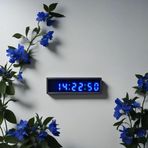 SANEC Saniyeli Dijital Led Duvar ve Masa Saati - Mavi (Kasa Ölçüsü: 7x26 cm)