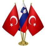 Satürn Masaüstü Slovenya Bayrağı Türk Bayrağı Üçlü Pirinç Direk Masa Bayrak Seti