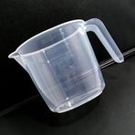 Şeffaf Kırılmayan Plastikten Kulplu Sürahi Tipi 500ml Ölçü Kabı Çok Amaçlı Dereceli Ölçek Kap