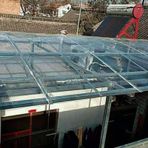 Şeffaf Polikarbonat Çatı Kaplama Levhası - UV Korumalı Akrilik Sera Paneli Dış Mekan Gölgelik Carport Shed ve Soğuk Çerçeve Değiştirme için - 2 mm Kalınlık (1,56 x 2 m / 5,1 x 6,6 ft)