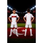 Selvira Türkiye Milli Takım Çocuk Futbol Forması Kırmızı Baskılı Şortlu Takım – 4-10 Yaş Nefes Alan Kumaş Rahat Kesim Günlük & Spor Kullanım - 6 Yaş - Beyaz-001