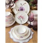 sembol Purple Rose Bone China 24 Parça Yemek Takımı