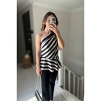 Sena Ceran Butik SİYAH BEYAZ ÇİZGİLİ TEK OMUZ SATEN BLUZ - BEYAZ