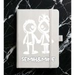 Senada Kişiye Özel Isim Yazılı Tarihsiz 224 Sayfa Not Defteri Baskılı Desenli 13X21 cm Beyaz Dsn-26 - 1 Adet - 102-Beyaz