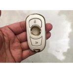 Şenyıldız Aksesuar Opel Astra K ve Insignia Grand Uyumlu Anahtar Koruma Kılıfı - Beyaz