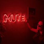 Sessiz Neon Duvar Sanatı, Neon Duvar Dekoru, Led Oda Dekoru, Podcast Neon Işık, Oyun Odası Neon Tabela (Uzaktan Kumandasız)