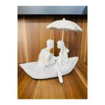 Sevgililer Günü Evlilik Yıldönümü Hediyesi Beyaz Dekoratif Biblo, 18 cm Yükseklik, Polyester El İşçiliği
