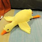 Sevimli Peluş Uyku Arkadaşım Kaz 75 cm- Uçan Kaz Morton Uyku Yastığı Sarı