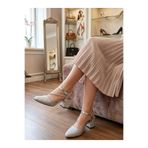 Shoes Gümüş Simli Ve Taşlı Bilekten Bağlamalı Rahat Kalıp Kadın Topuklu Ayakkabı