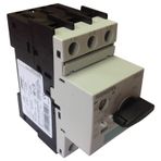 SIEMENS SIRIUS MOTOR KORUMA ŞALTERİ; 60ºC PANO İÇİ SICAKLIKTA BİTİŞİK MONTAJA UYGUN; TERMİK VE KISA DEVRE KORUMALI; RAYA MONTAJA UYGUN; 1; 8-2; 5A; 100kA