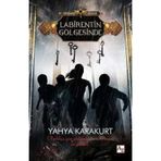 Şifrenin İzinde Labirentin Gölgesinde-Az Kitap Yayıncılık