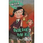 SIKI DURUN İKİZLER OKULDA OKULDAKI YENI KIZ - KOLEKTIF