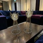 Silver Orb Dekoratif Obje Seti – Cam Küre Detaylı Modern Lüks Salon Aksesuarı (İkili)