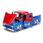 SİMBA Ford F-100 Pick Up 1956 Model 1:24 Model Araba ile Supergirl Dc Comics