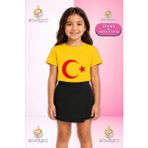 Sinrez Kız Çocuk Takım Ay Yıldız Kırmızı Baskılı Kısa Kol Tişört Şort Etek - 7 - 8 Yaş - Siyah - Sarı