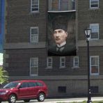Sivil Kaplaklı Gazi Mustafa Kemal Atatürk -Poster Cephe Bayrak - 300x450cm