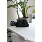 Siyah gold burslu mini pouch el omuz çantası