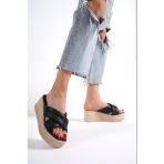 Siyah Hasır Görünümlü Kadın Dolgu Topuk Terlik