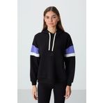 Siyah Kompakt Pamuklu Kalın Pürüzsüz Dokulu Kapüşonlu Oversize Fit Kadın Sweatshirt - 97290