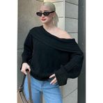 Siyah Madonna Yaka Kadın Kazak MG2274