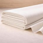 Soimoi 10 metre uzunluğunda, 56 inç genişliğinde, 60x60 mm ebatlarında, beyaz, düz pamuklu cambrik kumaş Hafif yapısıyla kurti, bluz, çocuk giyimi, tunik, elbise ve yazlık kıyafetler için uygundur