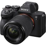 Sony A7 IV 28-70 Lens Kit 33 MP CMOS Sensör ile 4K Video Çözünürlüğü Garantili - Siyah
