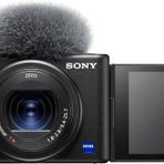 Sony ZV-1 Vlog Kamerası, 3 İnç Dokunmatik LCD, 2.7x Zoom, 20.1 Megapiksel, 24-70 Milimetre Lens, 3 Mikrofon, HDMI, Siyah