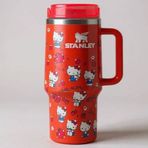 Stanley Quencher X Hello Kitty Kırmızı 1.18 lt Pipetli Termos