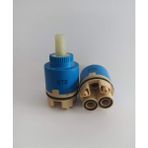Stecell Batarya Musluk Içi Kartuşu Aparatı 25 mm Çift Girişli Ayaklı ( UYGUN DEĞİLDİR ECA ve ARTEMA)